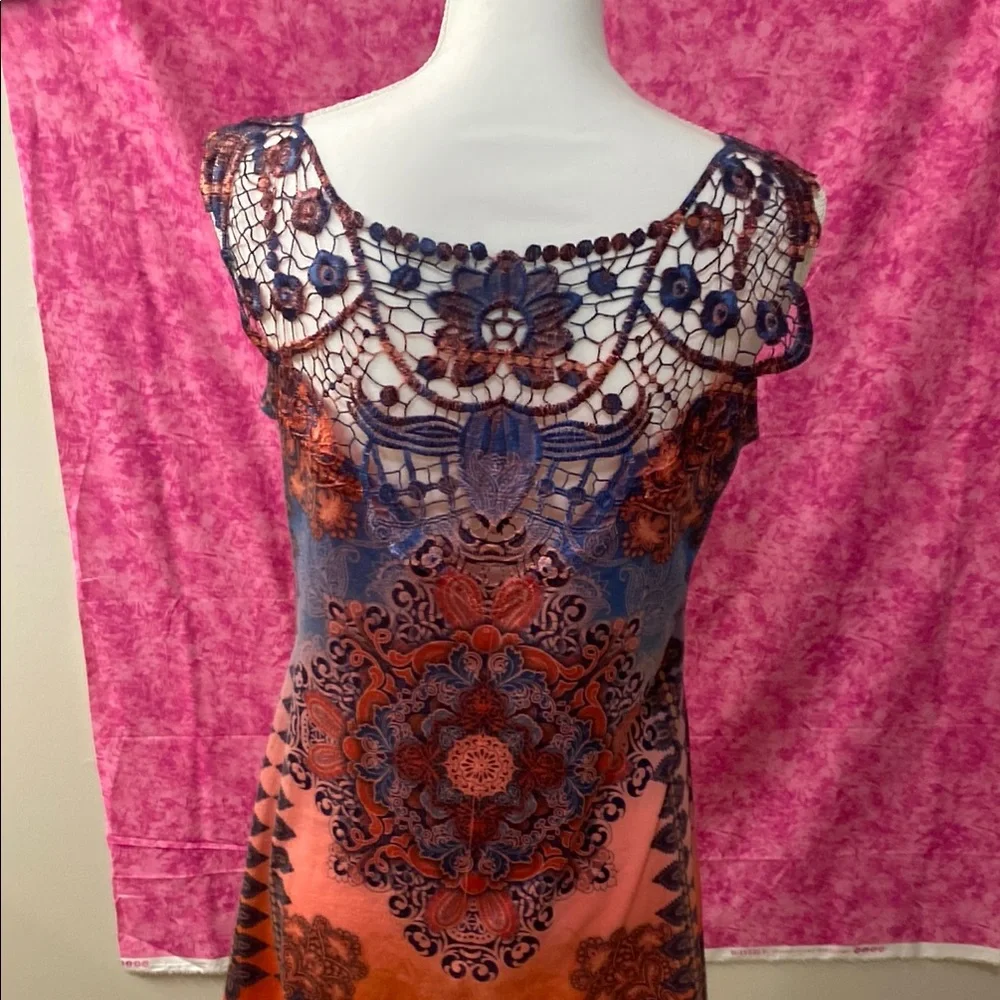 Asymmetrical Red, Blue and Black Sleeveless Tank Top - Picture 5 of 7